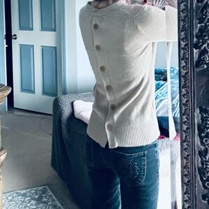 vintage Y2K fall soft light gray sweater by banana republic